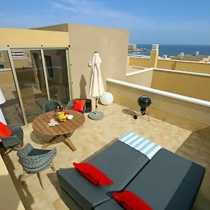 Apartment La Perla: Luxury Duplex With Ocean View Terrace, El Medano (Tenerife)